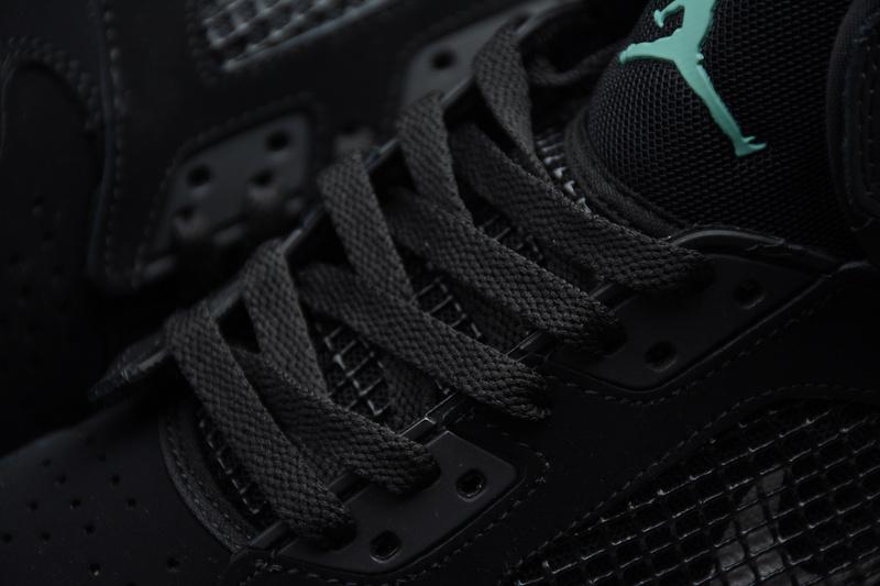 Jordan Mars 270 - Black/Green Glow