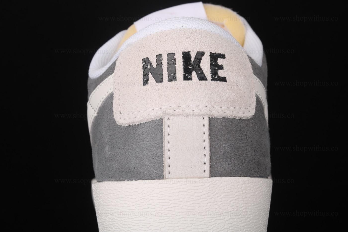 NikeUnisex Blazer Low QS - Carbone Grey/Black