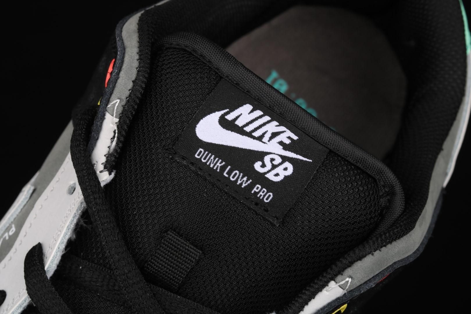 NikeSB Dunk Low 'Camcorder'