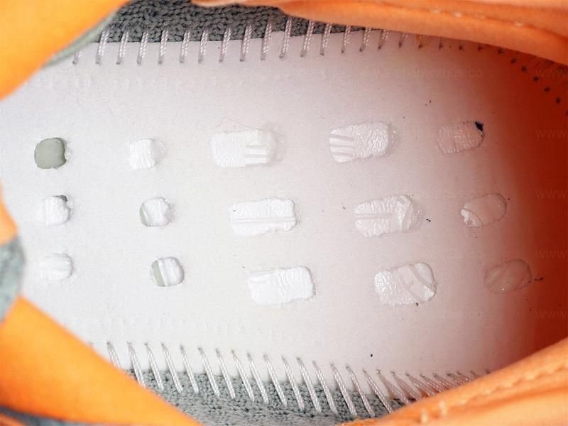 adidasYEEZY Boost 350 V2 - Desert Sage