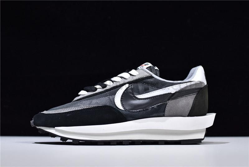 sacai x Nike✔️LDWaffle - Black
