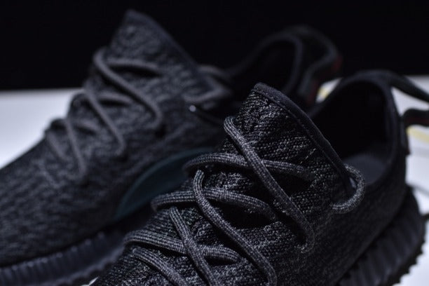 adidasYEEZY Boost 350 - Pirate Black