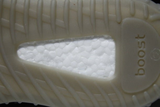 adidasOriginals YEEZY Boost 350 - Beluga