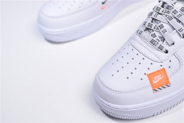NikeUnisex Air Force 1 07 Just Do It Pack  - White