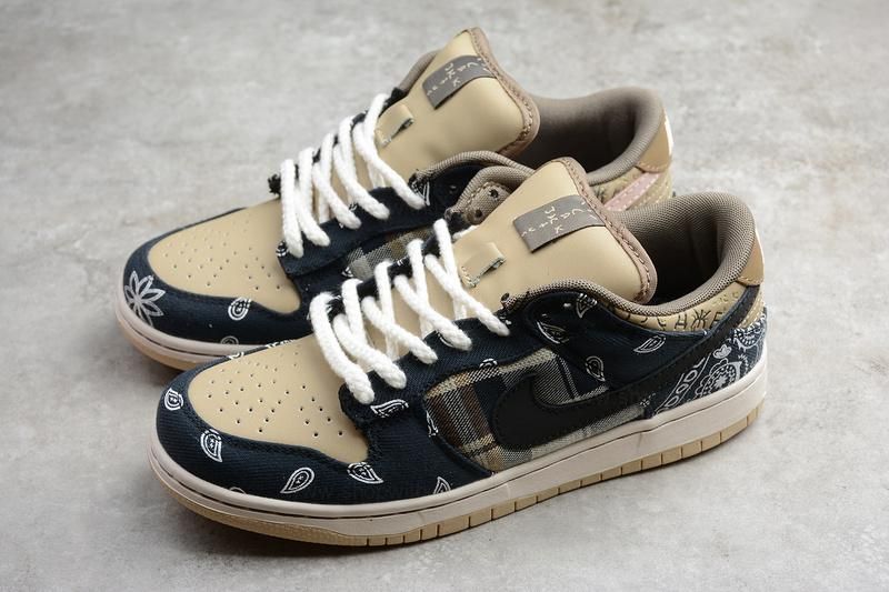 NikeSB Dunk low x Travis Scott - Bandana print