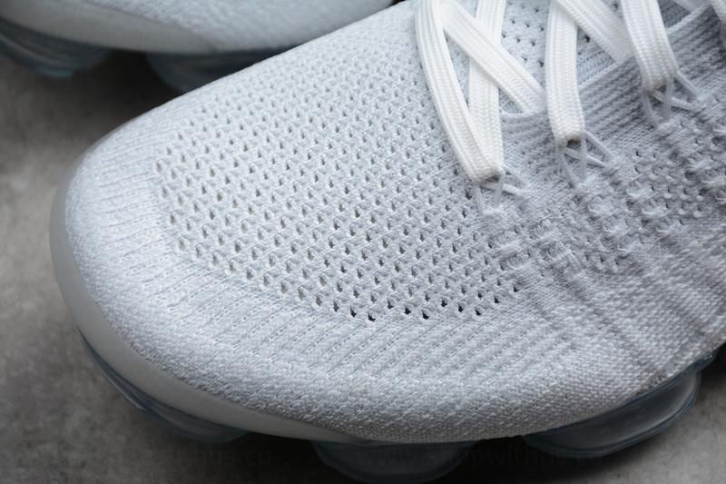 NikeAir VaporMax Flyknit 2 - pure platinum
