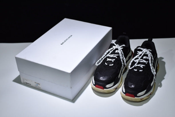 BalenciagaUnisex Vintage Triple S Trainers - Black/White/Red