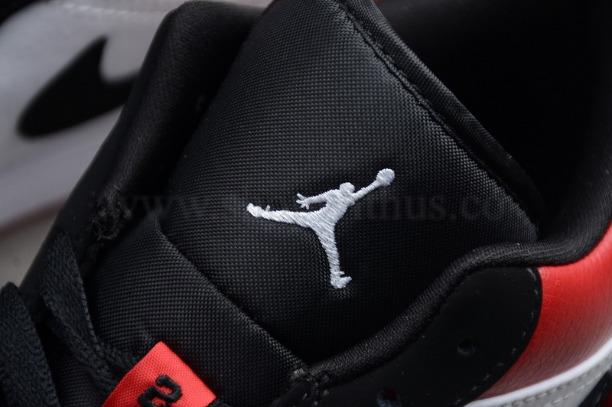 Air Jordan 1 AJ1 Low - Black Toe