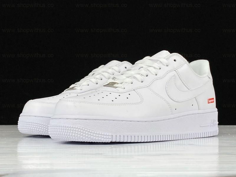 Supreme x NikeAir Force 1 Low - White