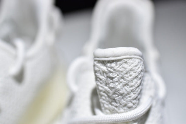 adidasOriginals YEEZY Boost 350 v2 Unisex - Triple White