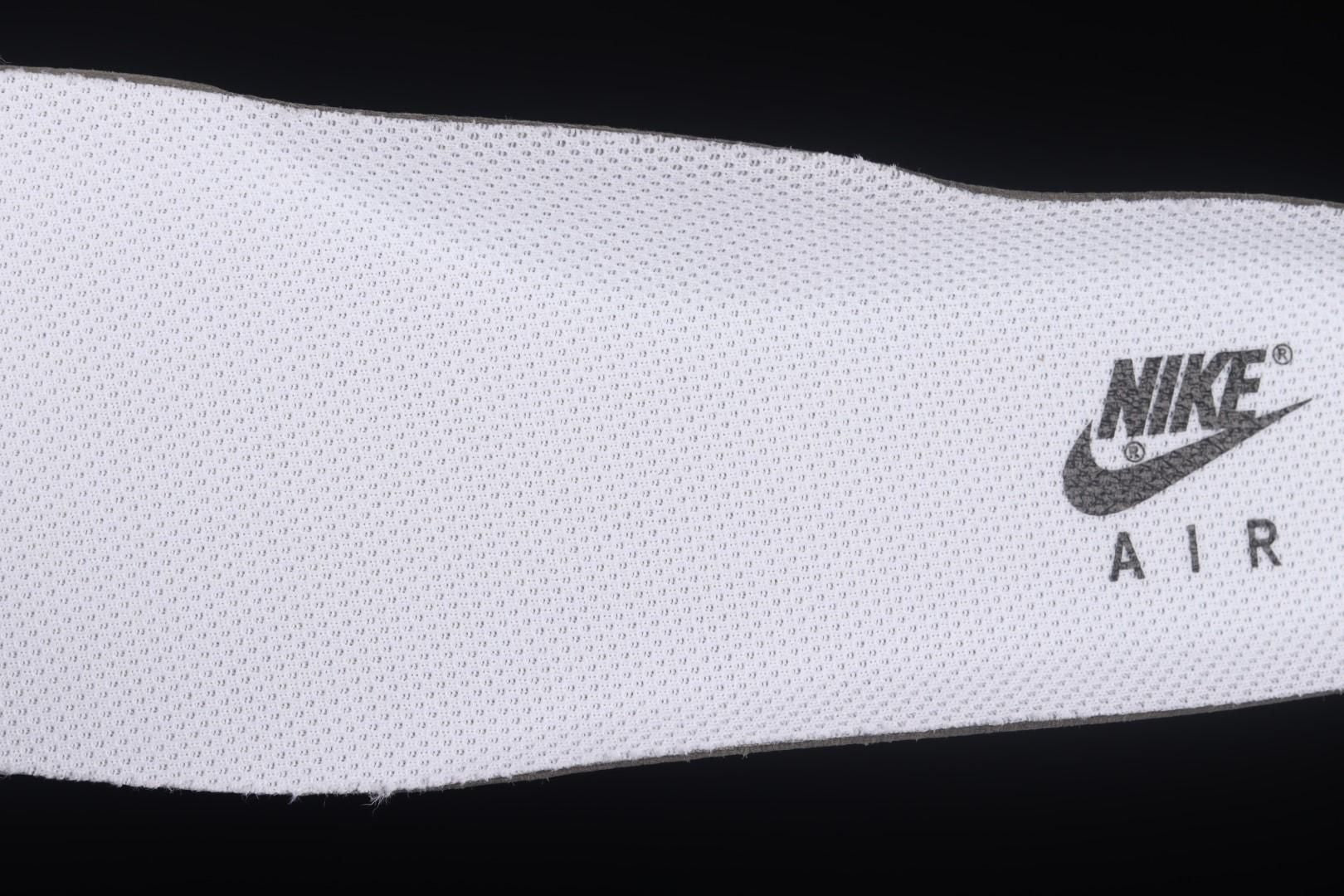 NikeUnisex Air Force 1 AF1 Low '07 FM - Cut Out Swoosh White/Black