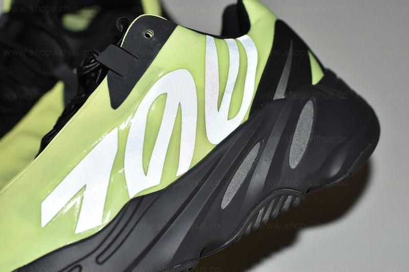 adidasYEEZY Boost 700 MNVN - Phosphor