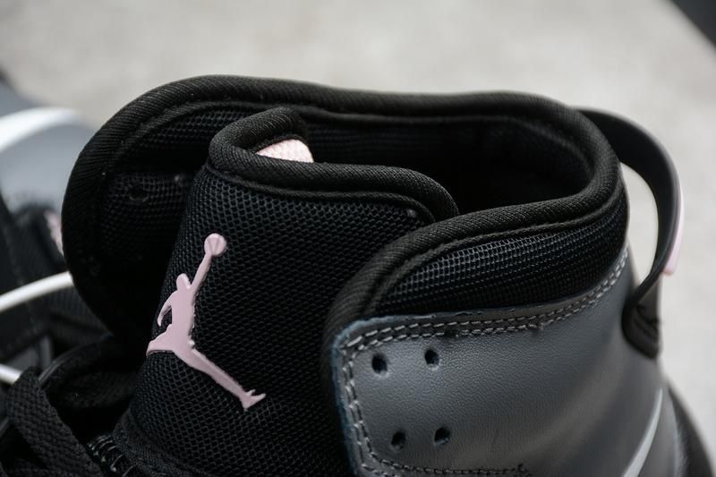 Jordan Mars 270 - Crimson Tint