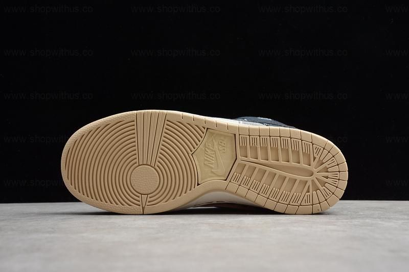 NikeSB Dunk low x Travis Scott - Bandana print