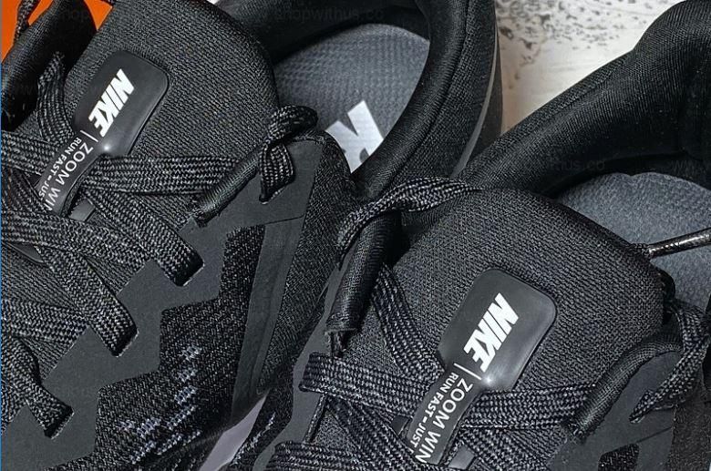 NikeRunning Zoom Winflo 6 Black - White/Dark Grey