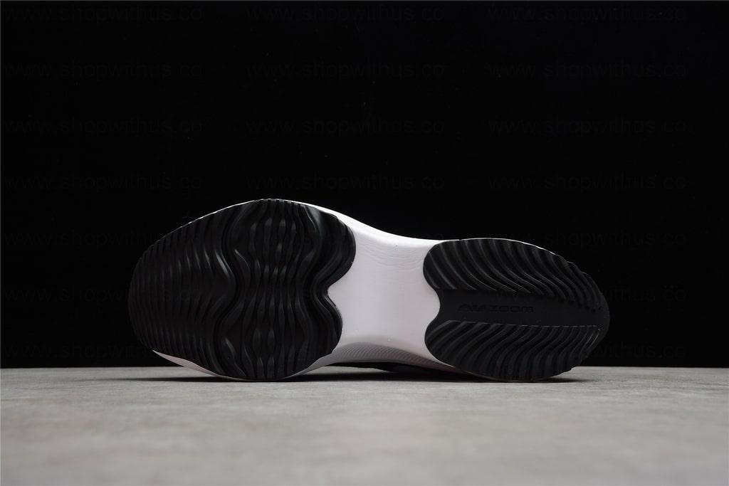 NikeMen's Zoom Structure 38X - Black/White