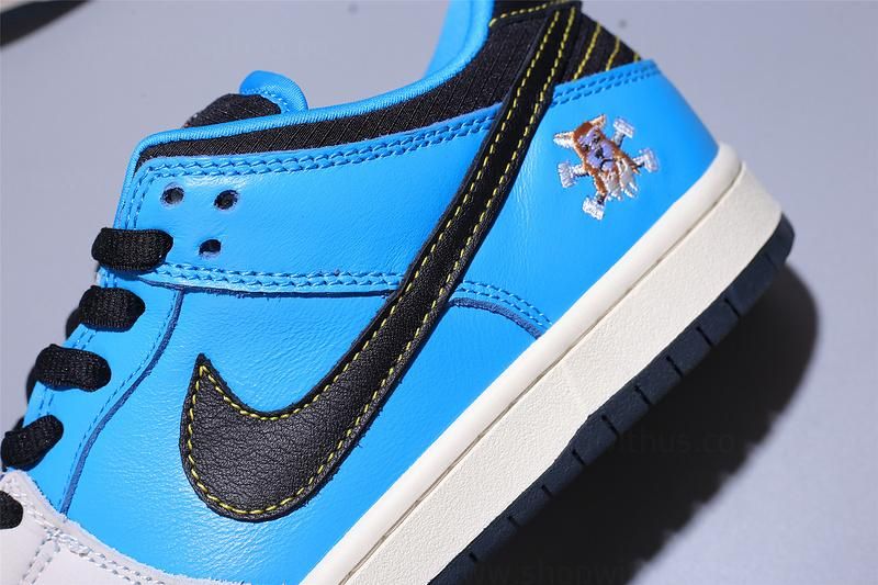 Instant Skateboards x NikeSB Dunk Low - Blue Hero