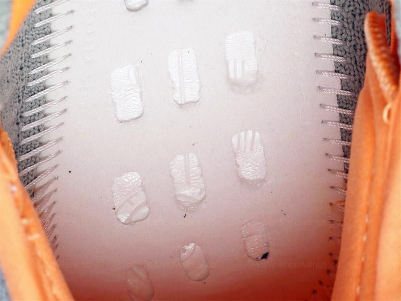 adidasYEEZY Boost 350 V2 - Desert Sage