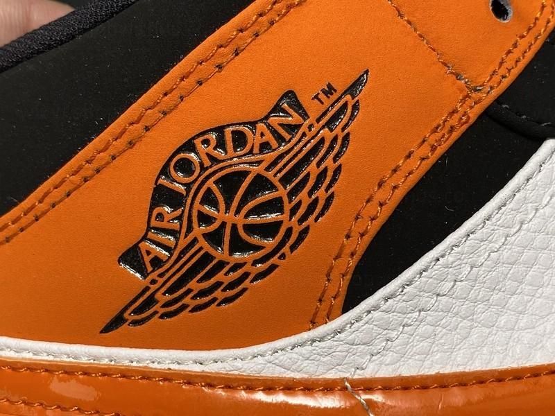 WMNS Air Jordan 1 AJ1 Mid - Shattered Backboard