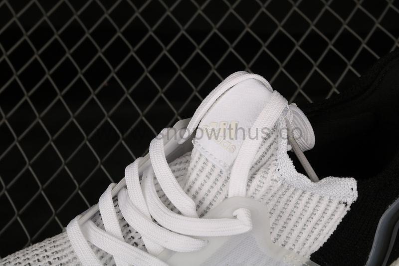 adidasOriginals Ultra Boost 19 - Panda