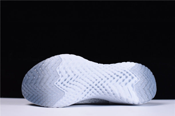 NikeMen's Epic React Flyknit - Wolf Grey