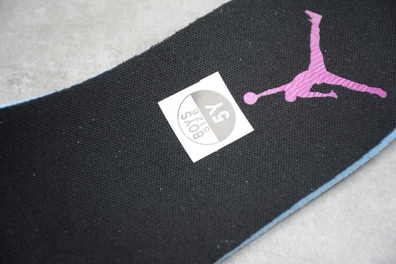 NikeUnisex AirJordan 1 AJ1 Mid - Magenta