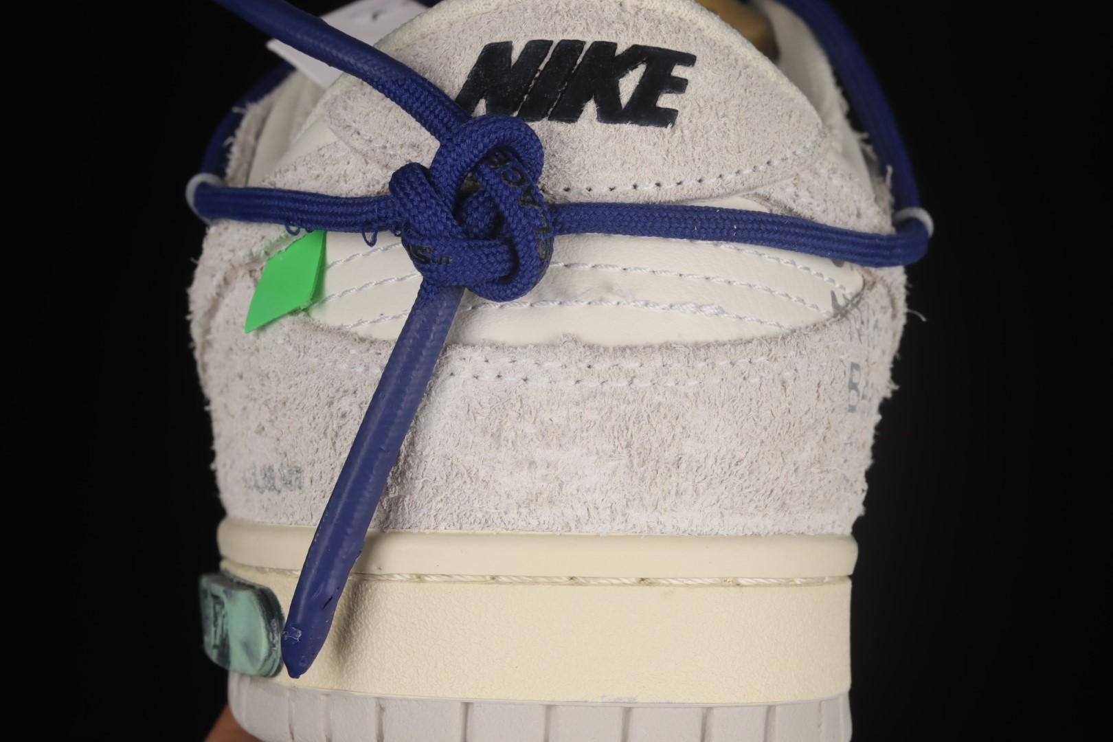Off White x NikeUnisex Dunk Low - Lot 32