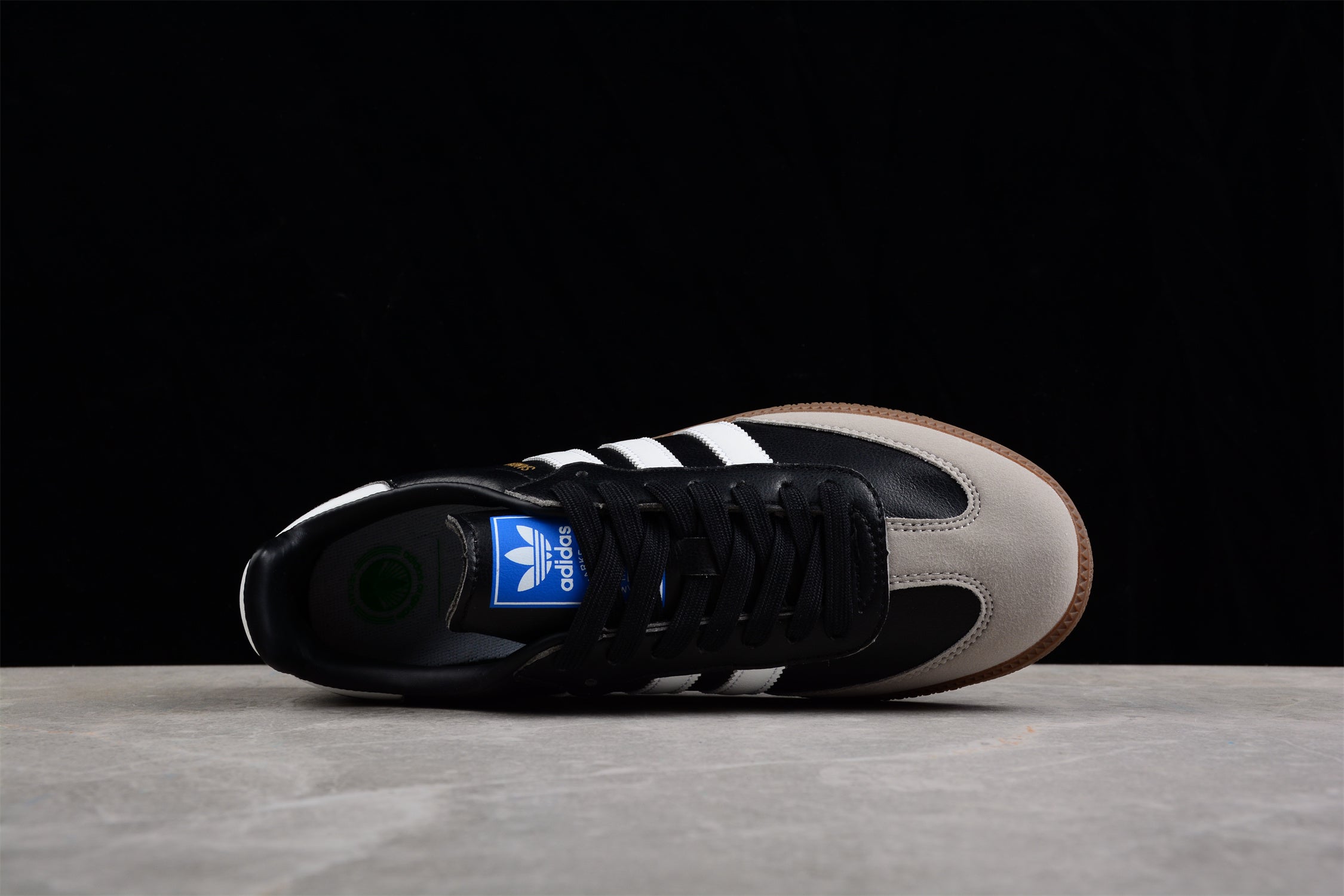 adidasMens Samba Vegan - Black