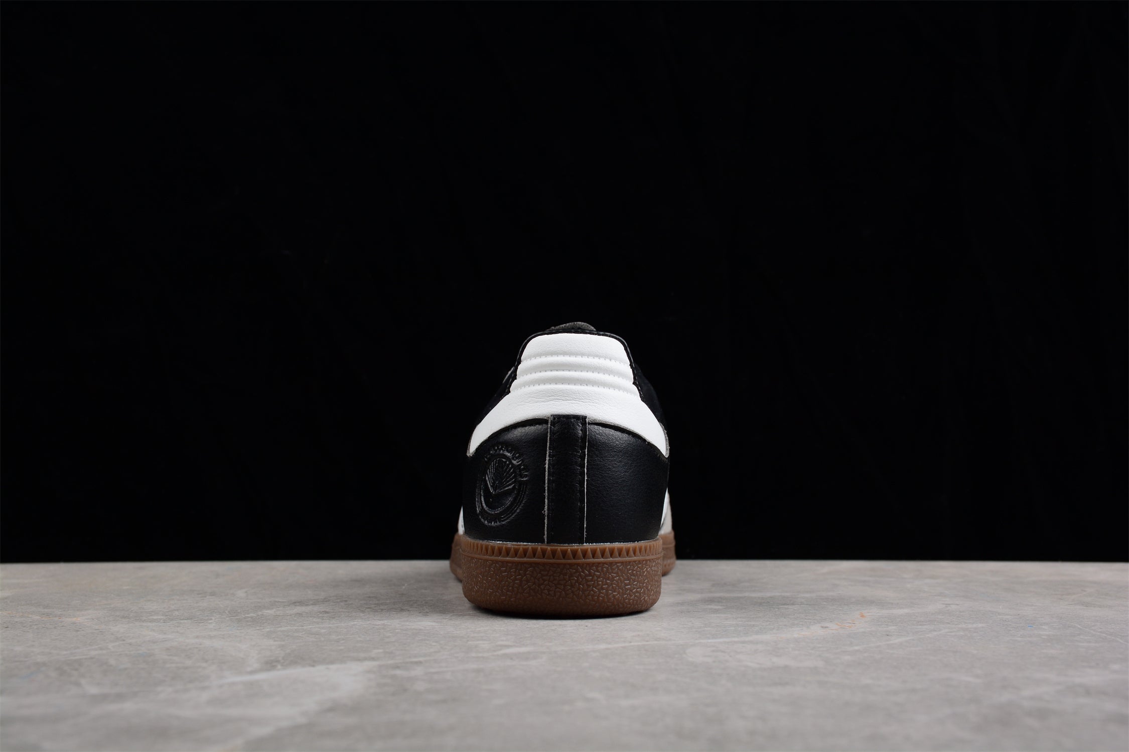 adidasMens Samba Vegan - Black