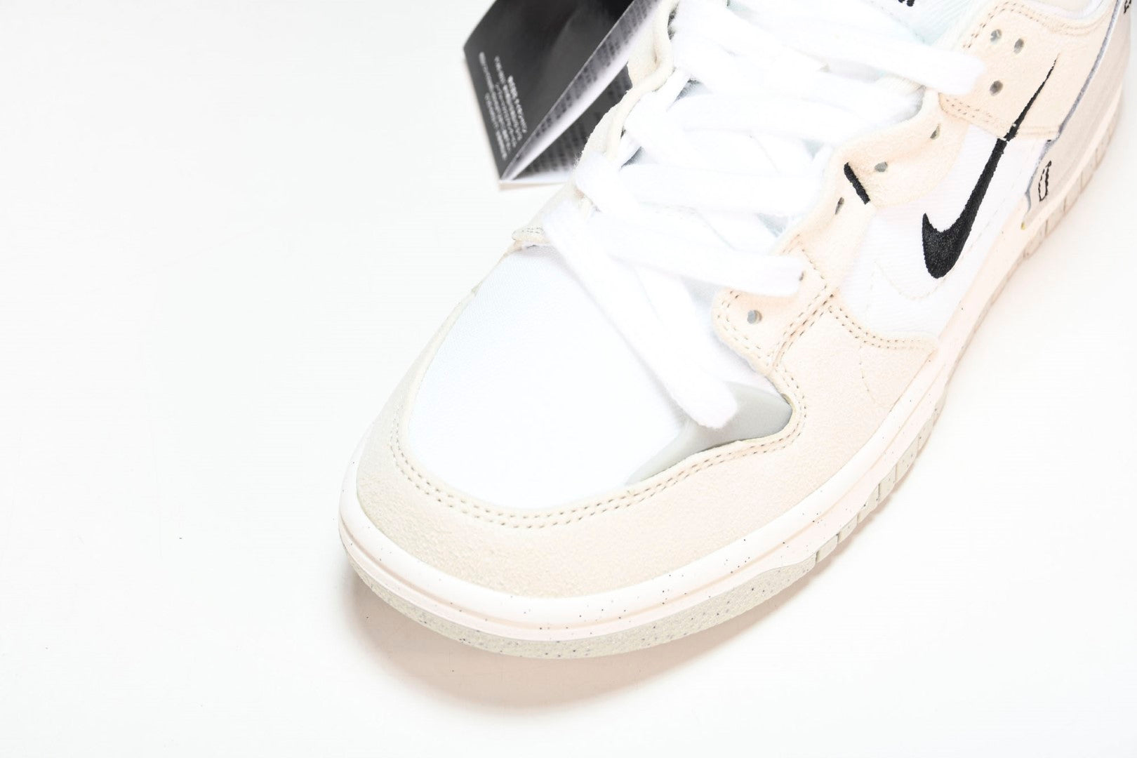 NikeMens Dunk Low Disrupt 2 - Pale Ivory/Black