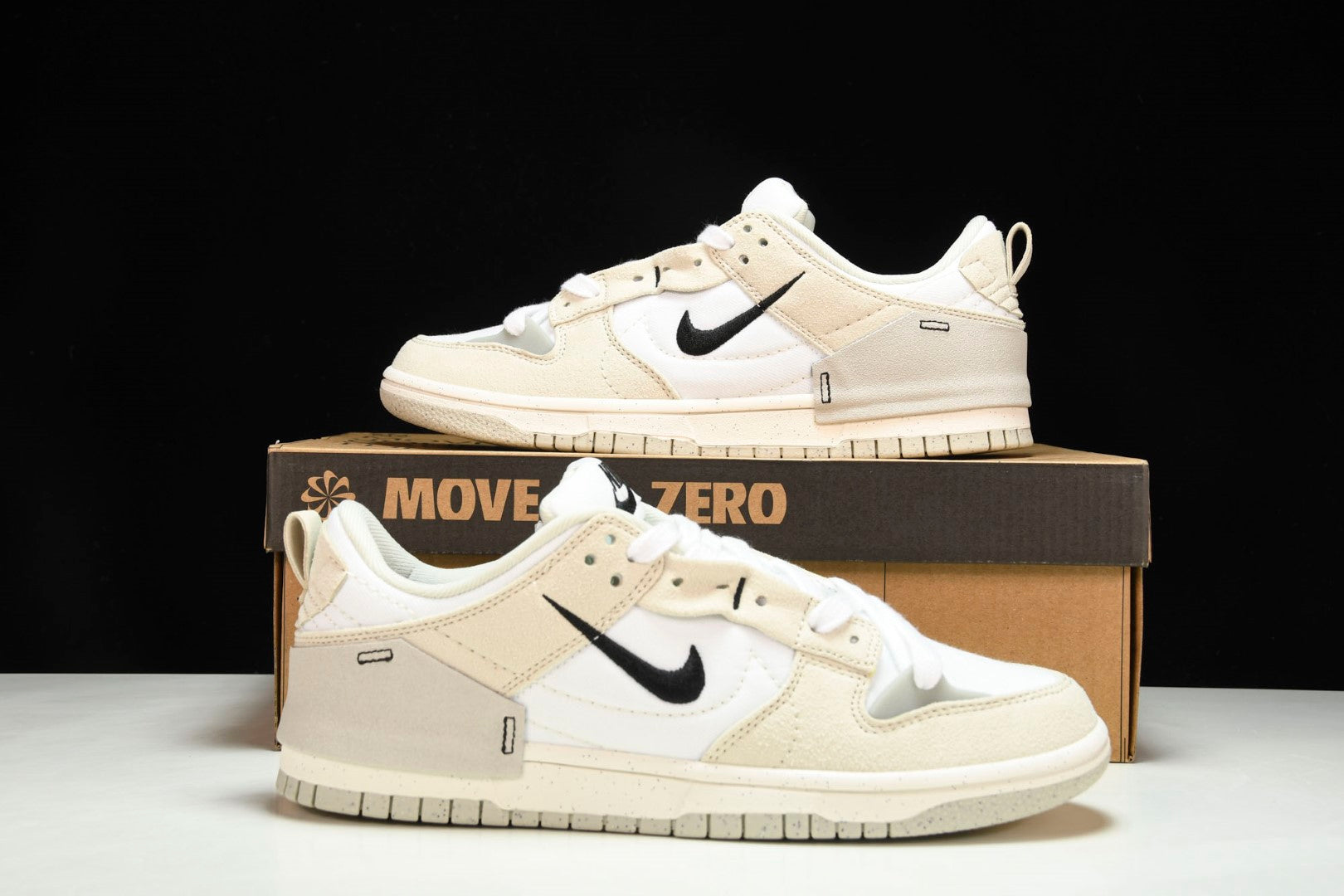 NikeMens Dunk Low Disrupt 2 - Pale Ivory/Black