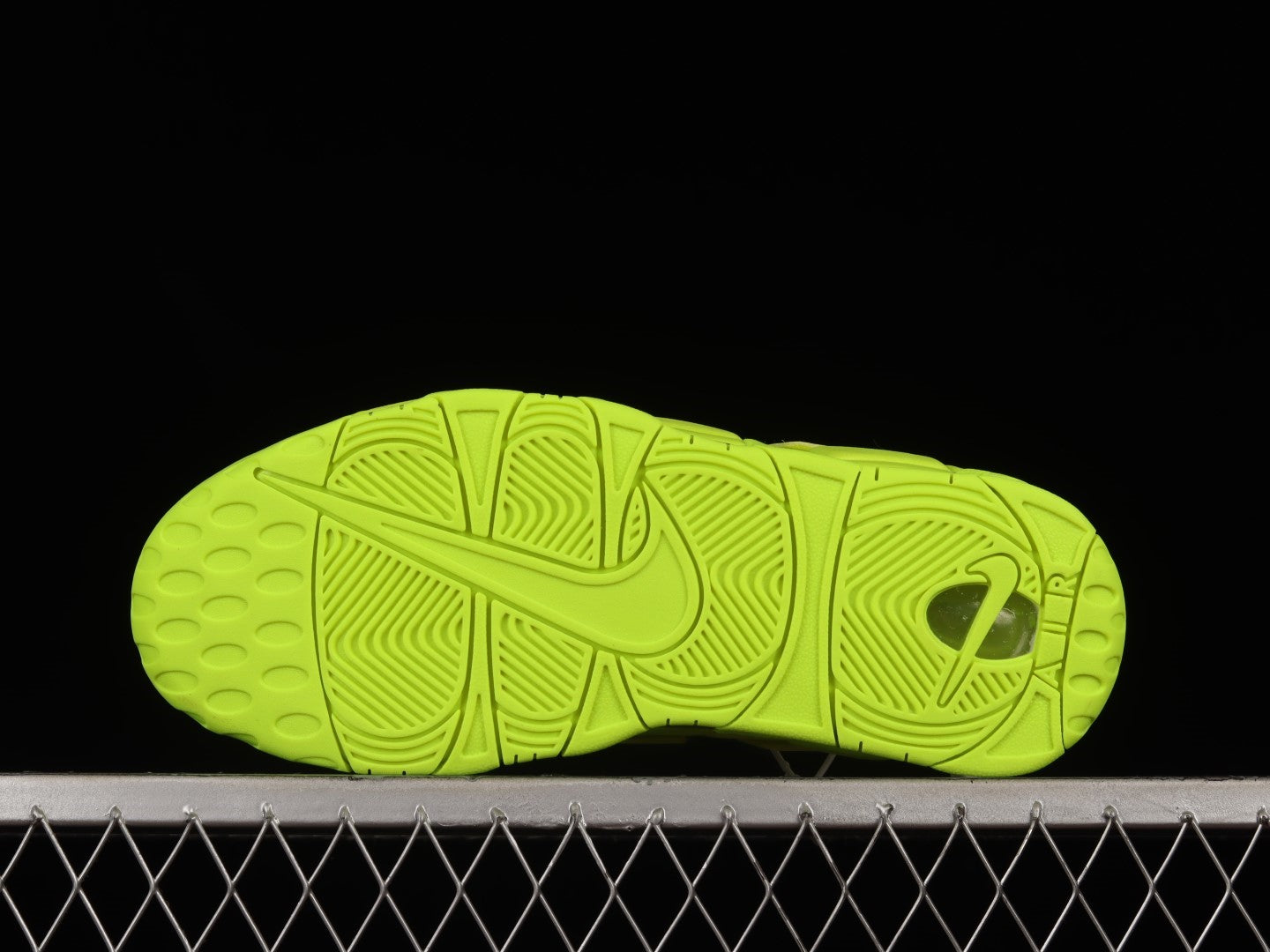 NikeUnisex Air More Uptempo 96 - Volt