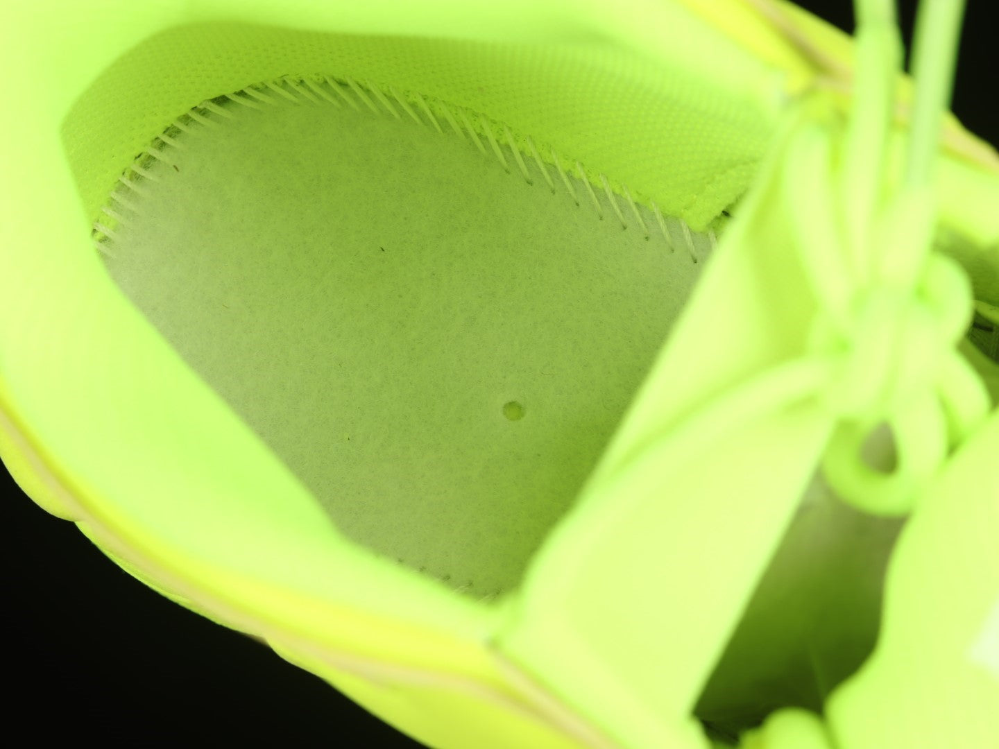 NikeUnisex Air More Uptempo 96 - Volt