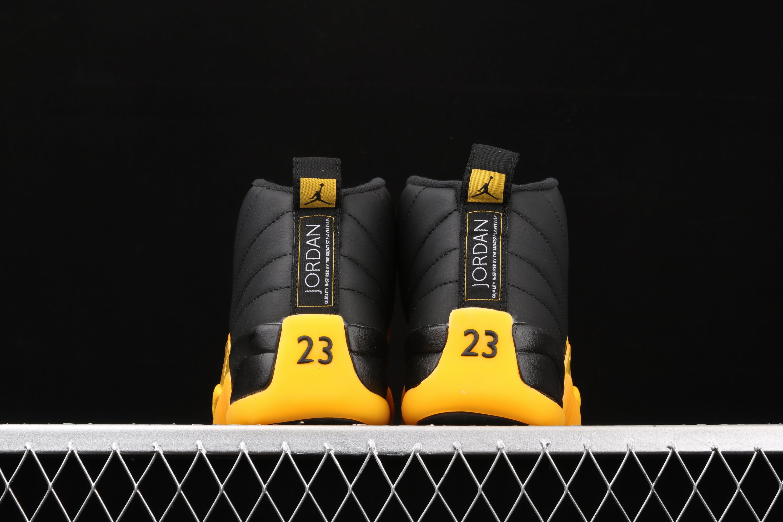 Air Jordan 12 AJ12 Retro - Black University/Gold