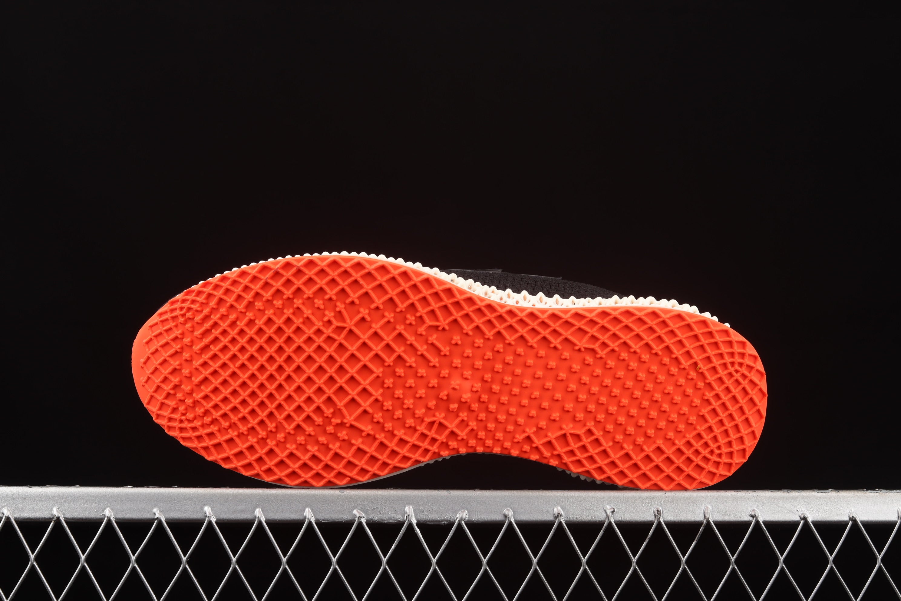 adidasOriginals 4DFWD - Black/Solar Red
