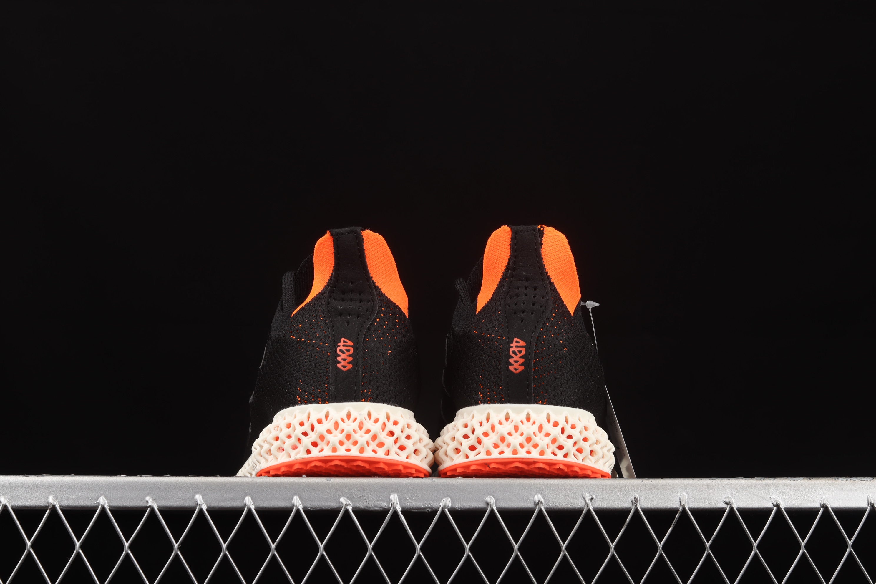 adidasOriginals 4DFWD - Black/Solar Red