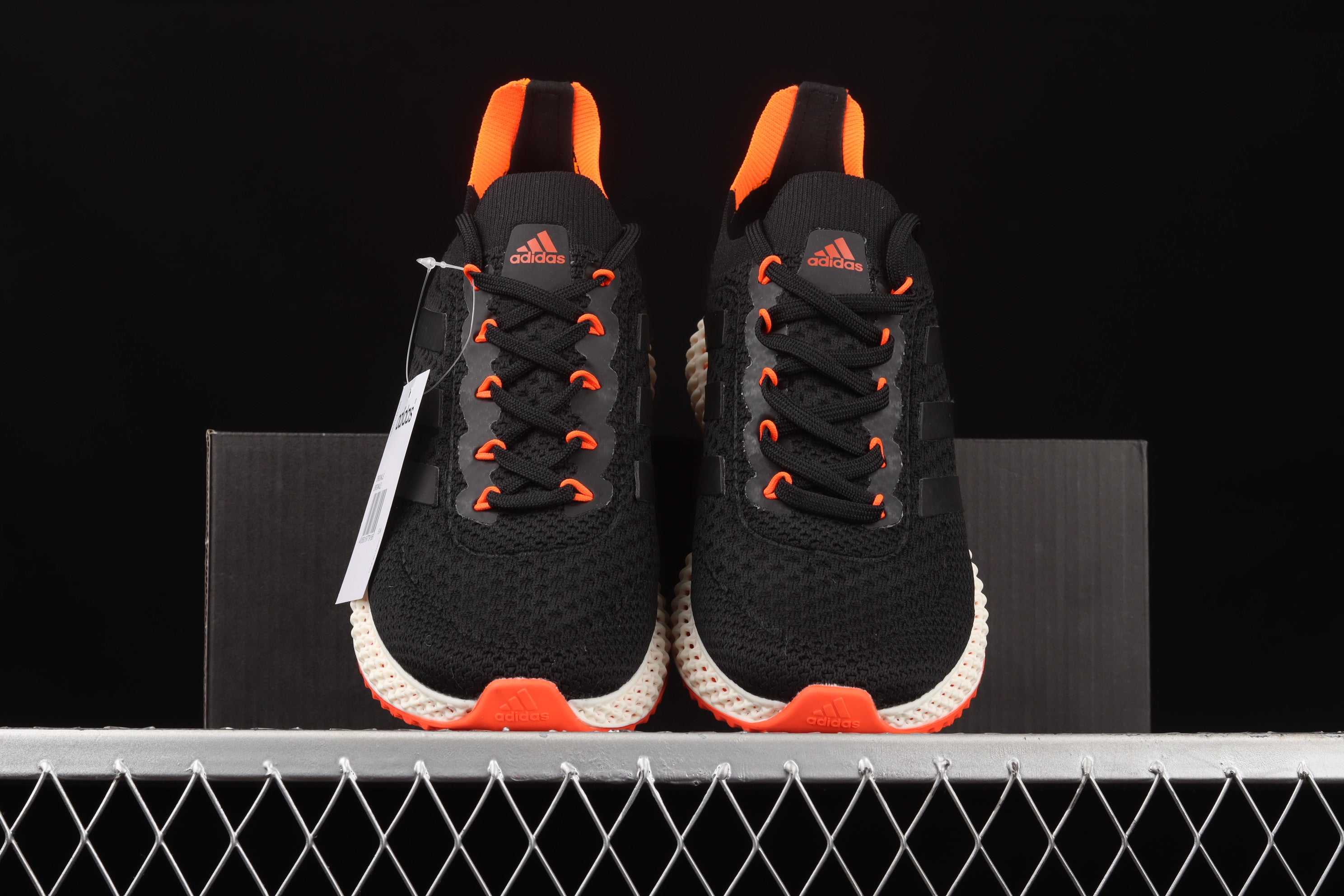 adidasOriginals 4DFWD - Black/Solar Red