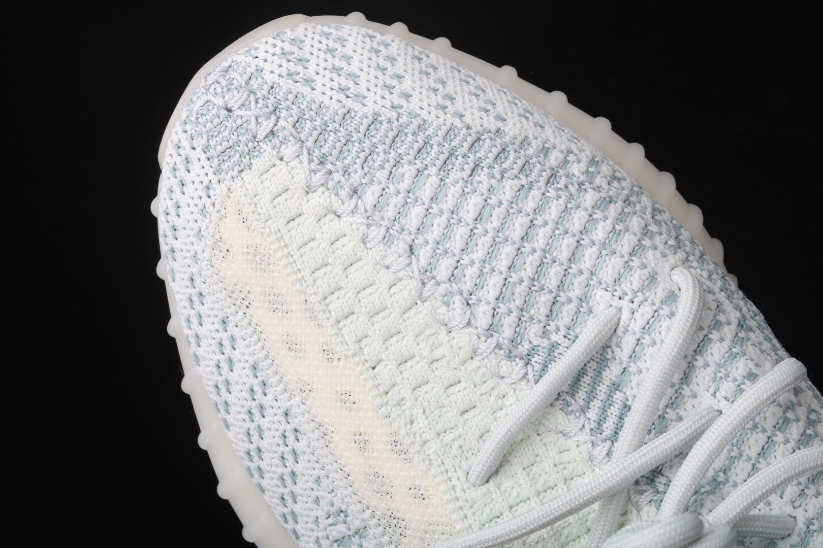 adidasOriginals Yeezy Boost 350 V2 - Cloud White (Reflective)