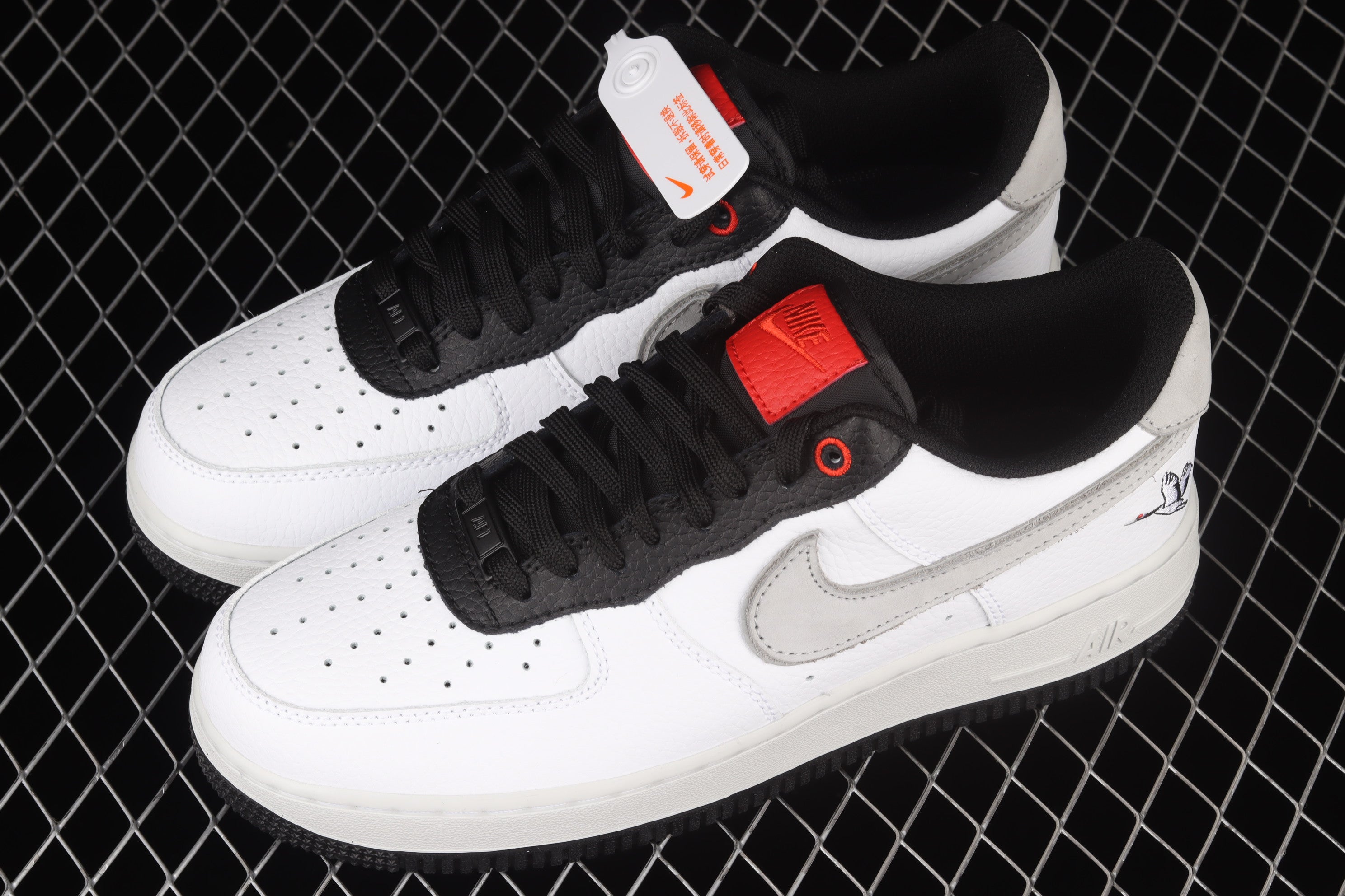 NikeUnisex Air Force 1 AF1 Low LX - Crane