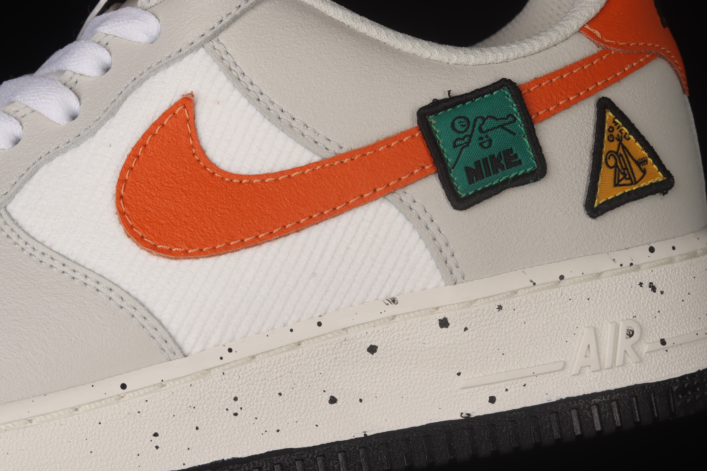 NikeUnisex Air Force 1 AF1  Low - Light Bone