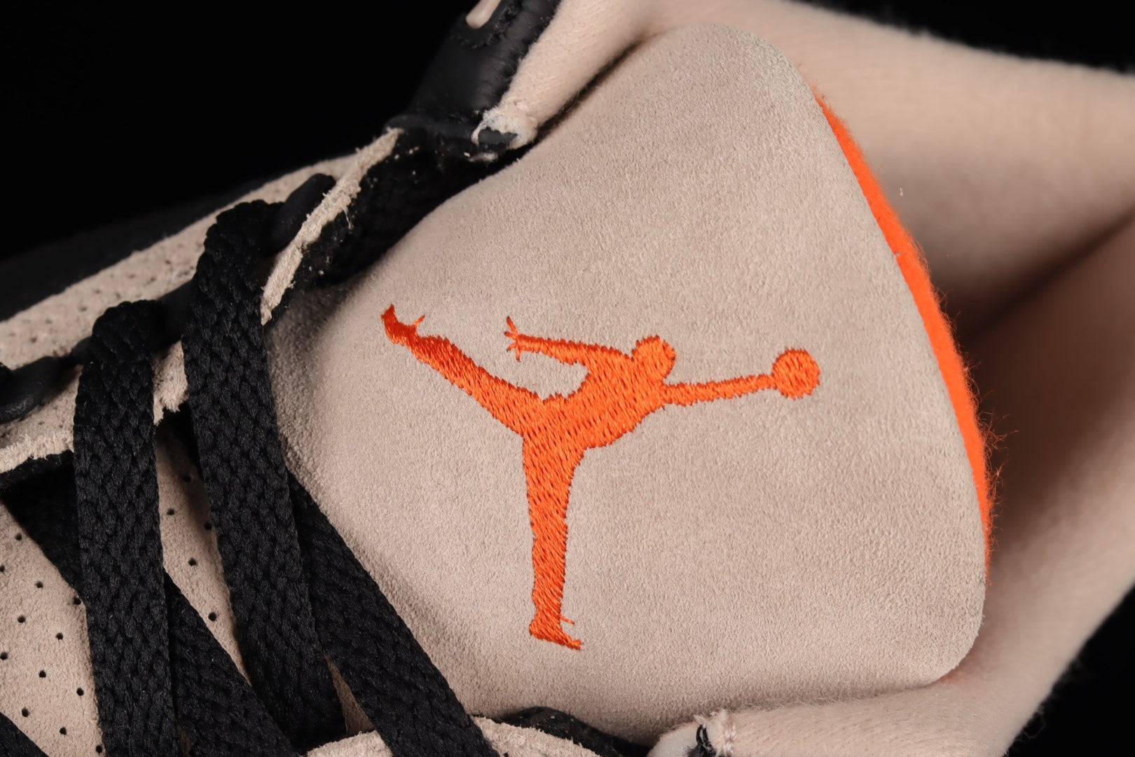 Air Jordan 3 AJ3 Retro - Desert Elephant