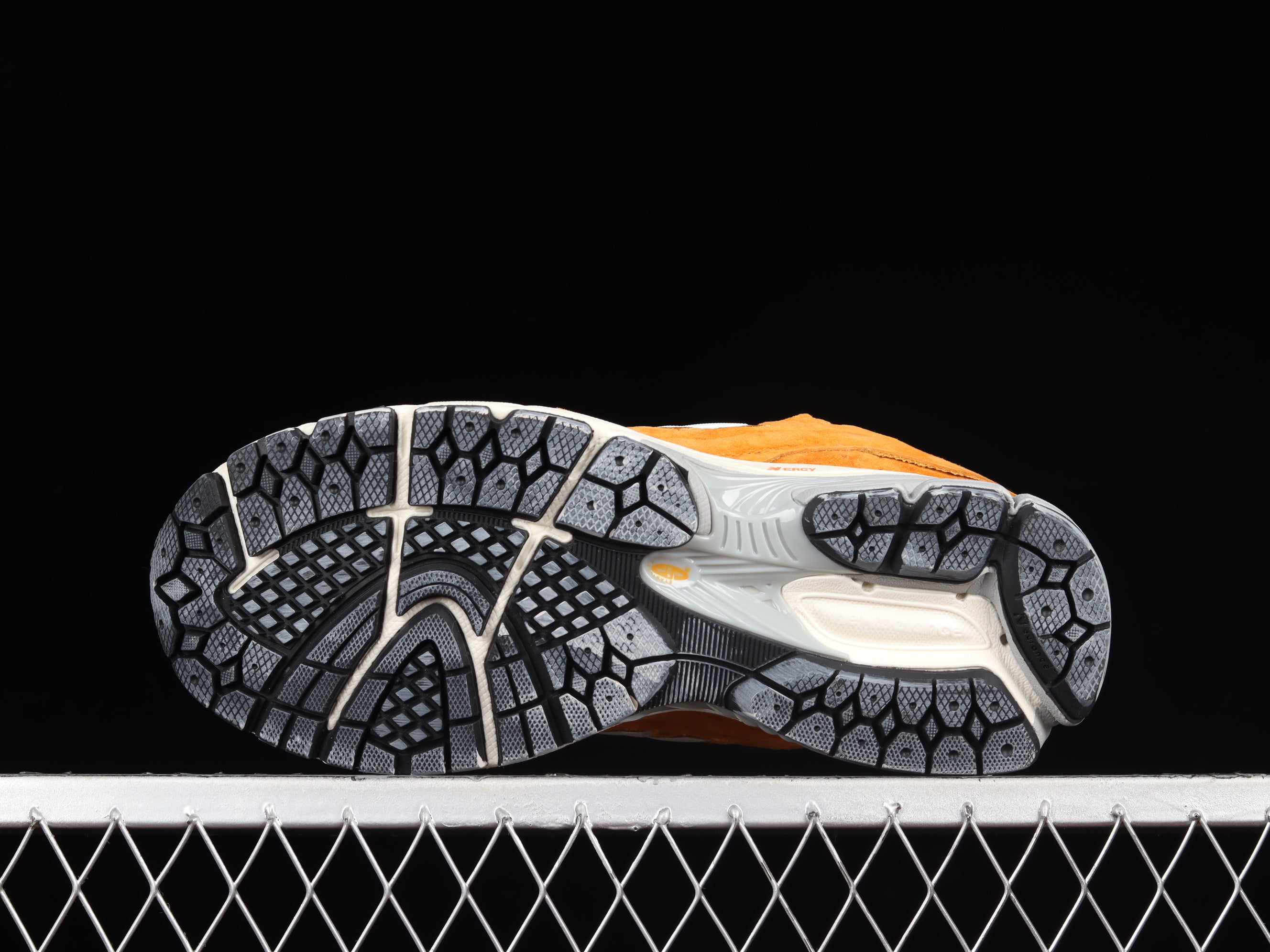 New Balance 2002R Protection Pack - Vintage Orange