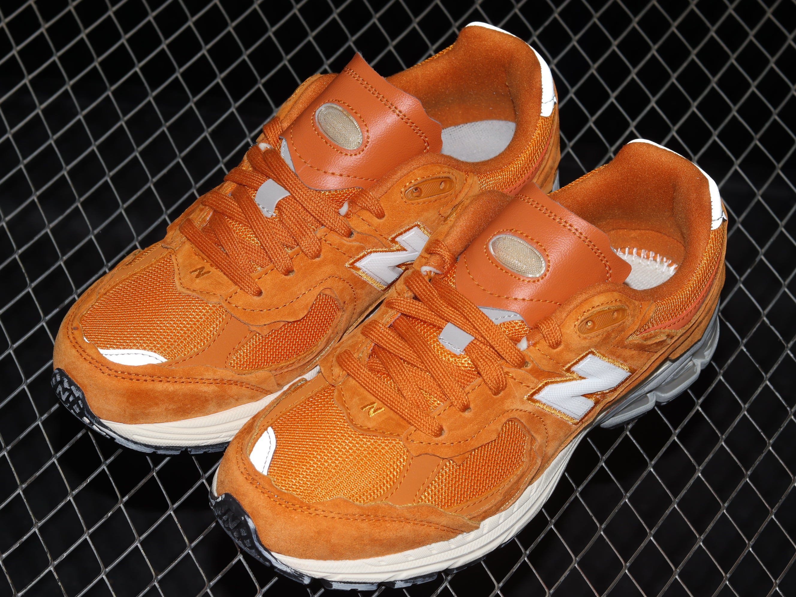 New Balance 2002R Protection Pack - Vintage Orange