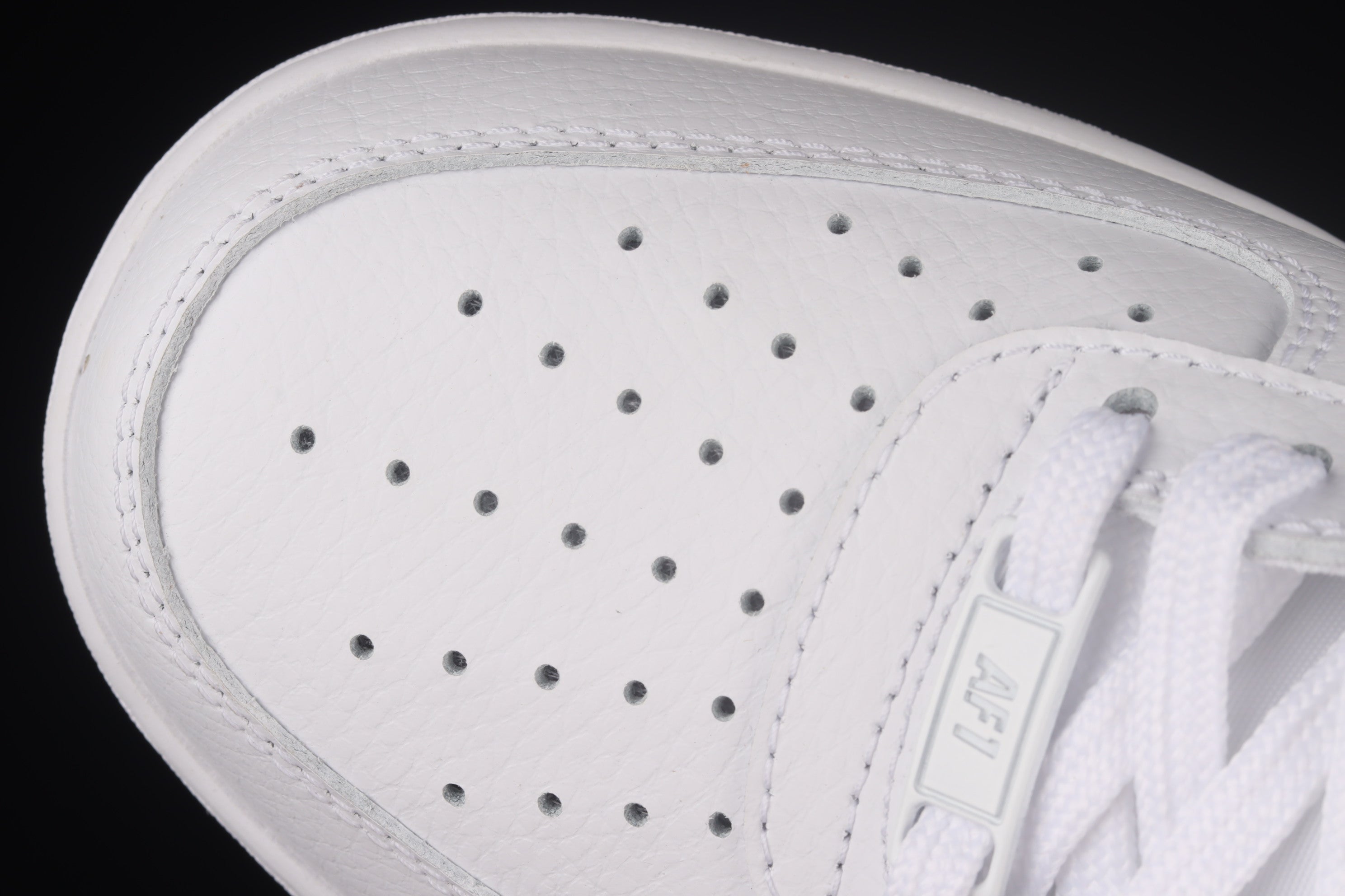 NikeMens Air Force 1 AF1 Low '07 Essential - White/Green Paisley