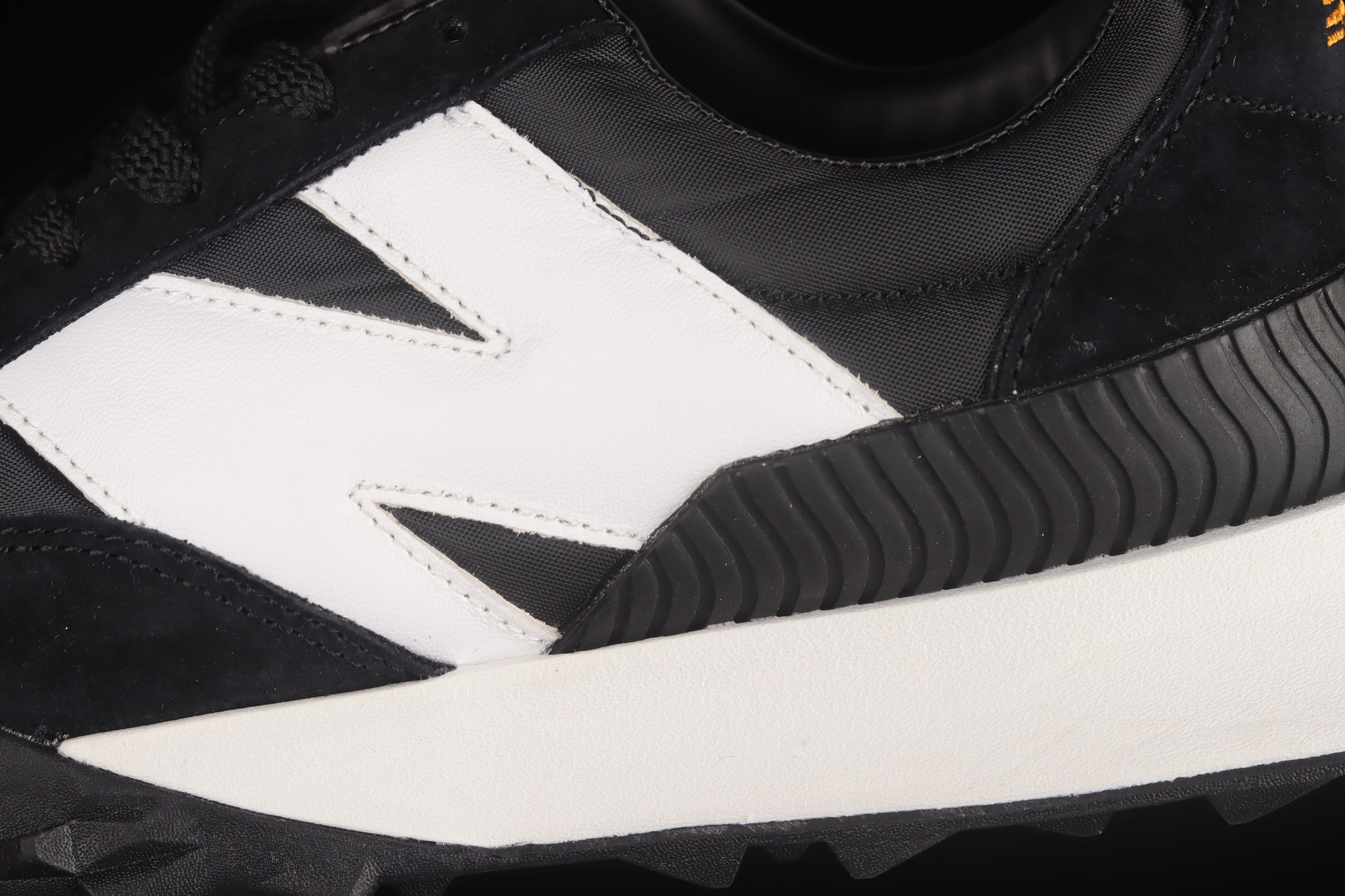 New Balance XC-72 - Black