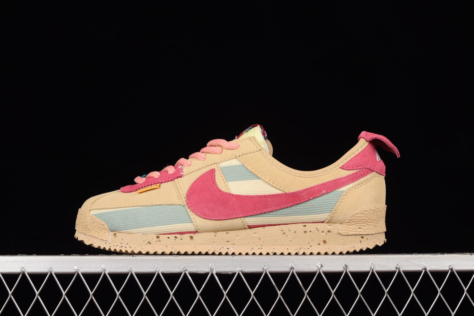 NikeUnisex Cortez x Union - Sesame