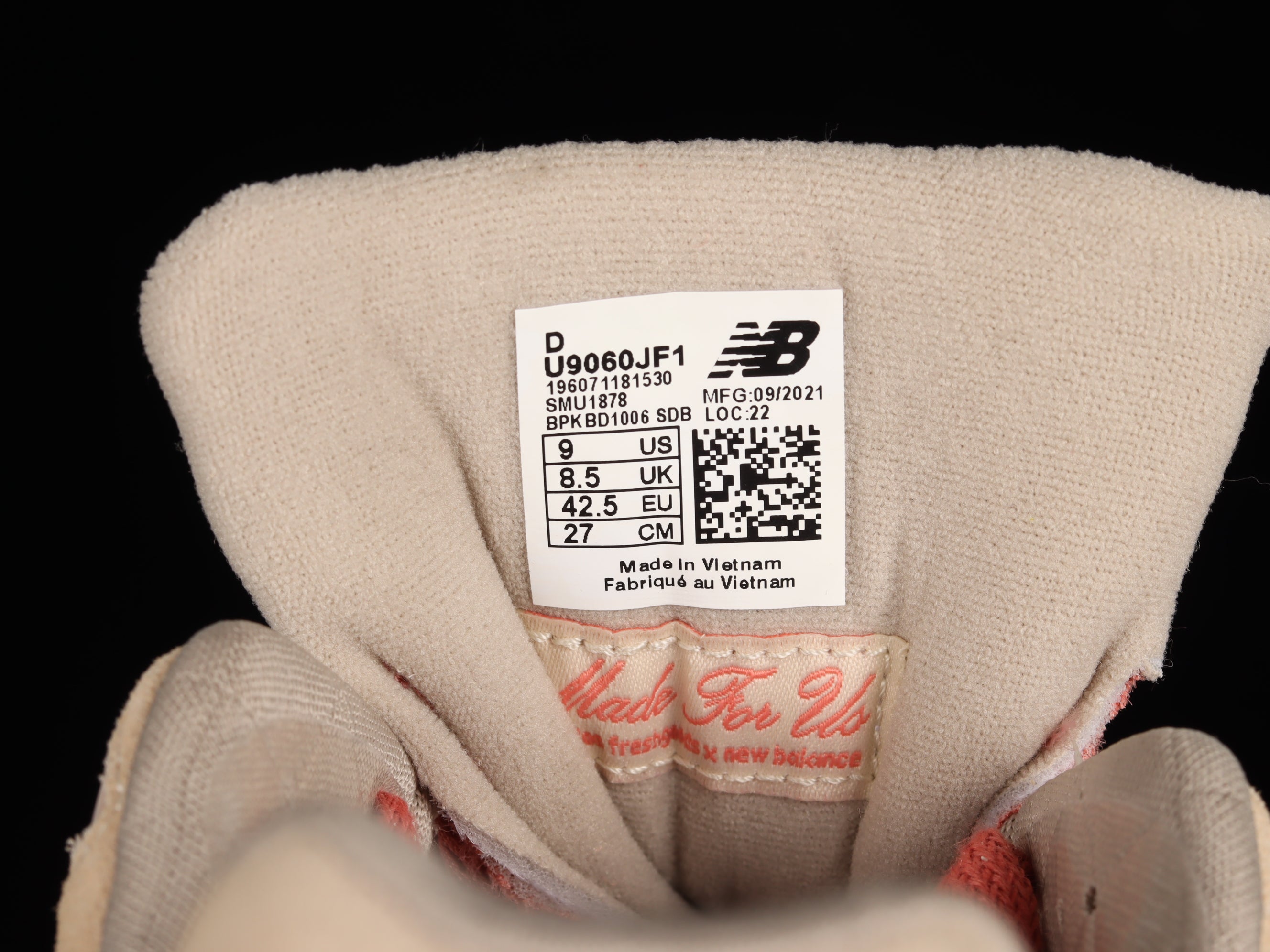 Joe Freshgoods x New Balance 9060 - Penny Cookie Pink