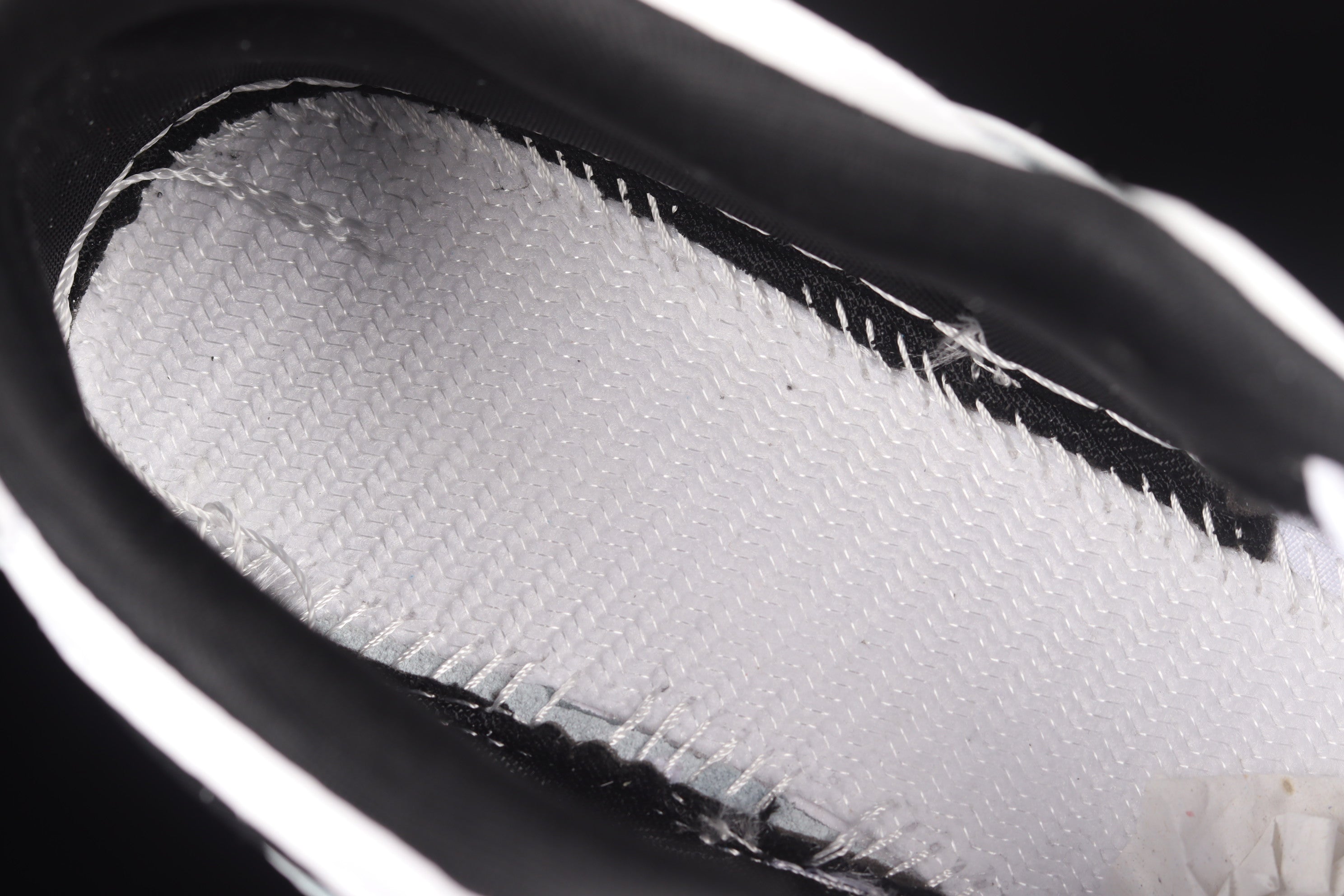 New Balance 550 - White/Black