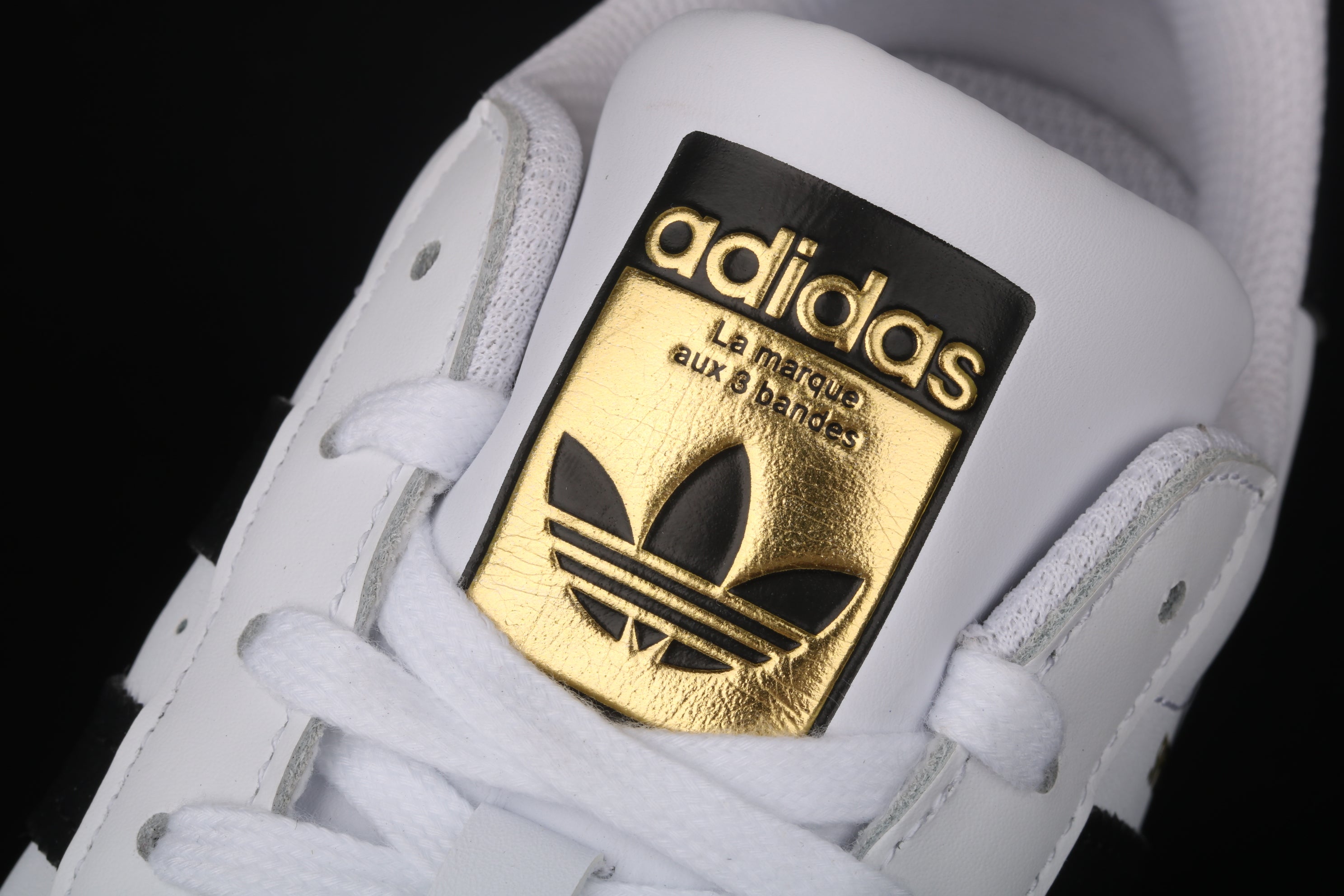 adidasUnisex Superstar - White/Black