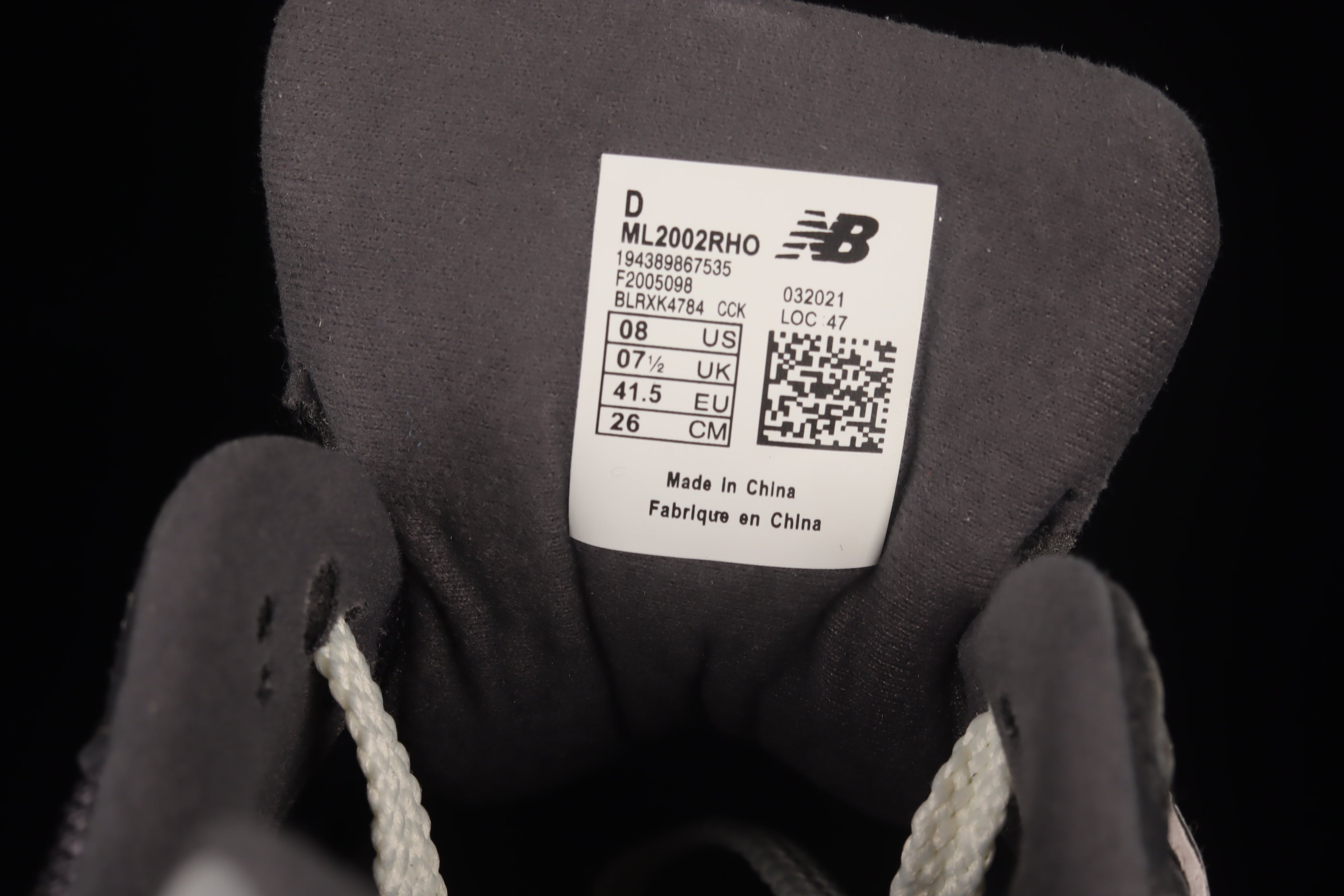 New Balance 2002R - Black/Dark Grey